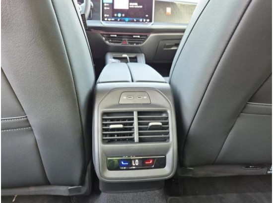 2025 Volkswagen Passat Variant 1.5 eTSI 110 kW Business