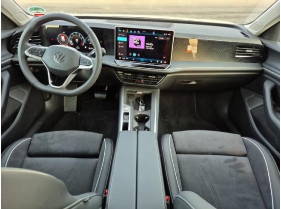 2025 Volkswagen Passat Variant 1.5 eTSI 110 kW Business