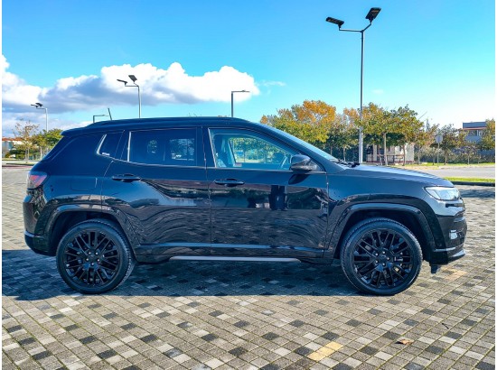 2022 Jeep Compass S Plug-In Hybrid 4WD