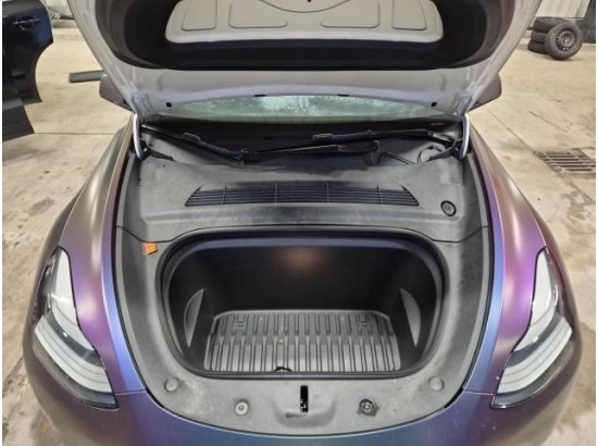 2022 Tesla Model Y Long Range Dual AWD