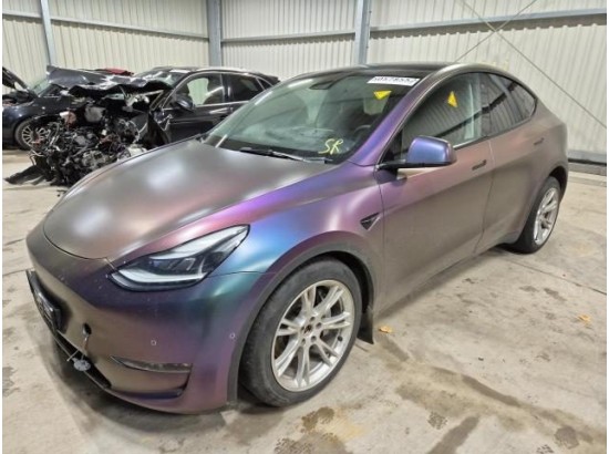 2022 Tesla Model Y Long Range Dual AWD