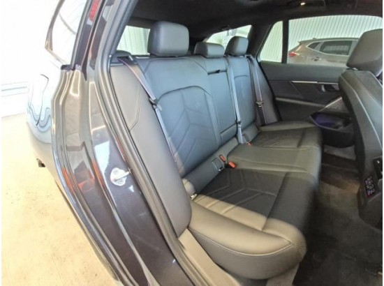 2025 BMW Baureihe 5 Touring 520 d xDrive M Sport