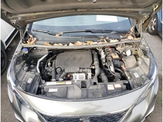 2017 Peugeot 5008 Allure