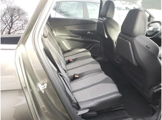 2017 Peugeot 5008 Allure