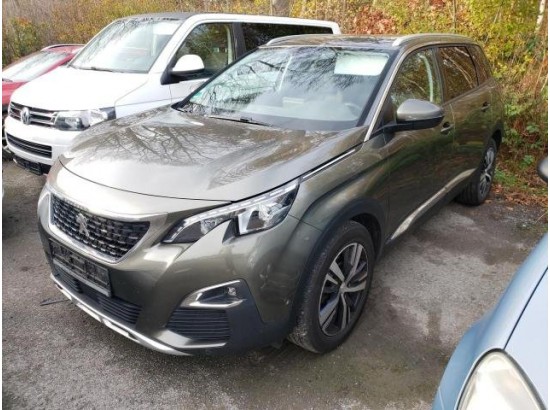 2017 Peugeot 5008 Allure