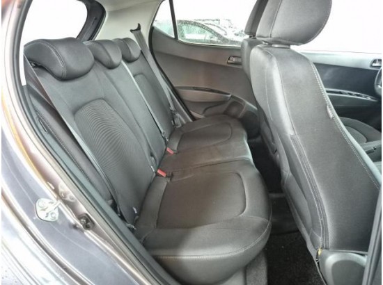 2020 Hyundai i10 YES!