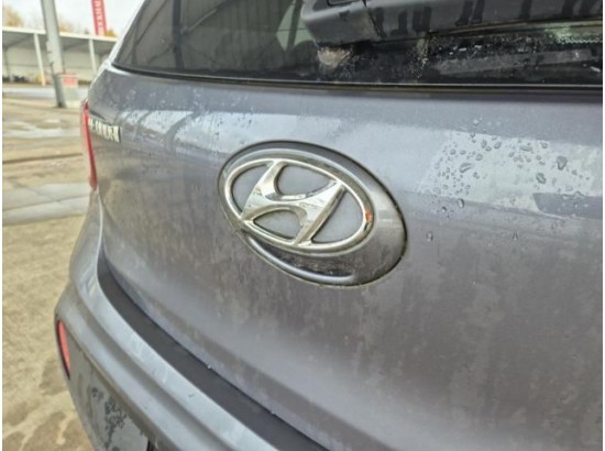 2020 Hyundai i10 YES!