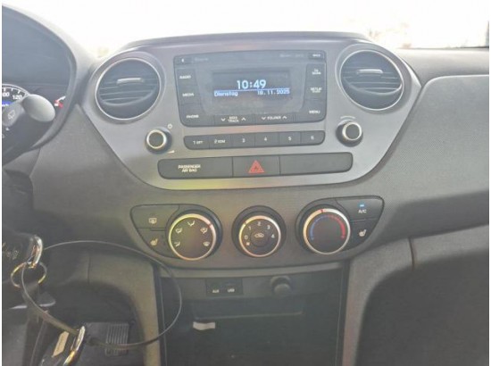 2020 Hyundai i10 YES!