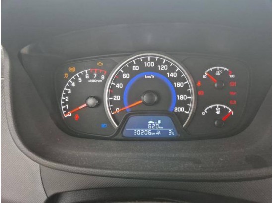 2020 Hyundai i10 YES!