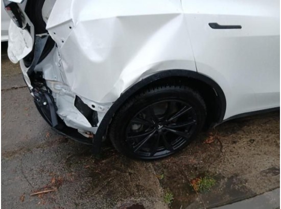 2022 Tesla Model Y Long Range Dual AWD