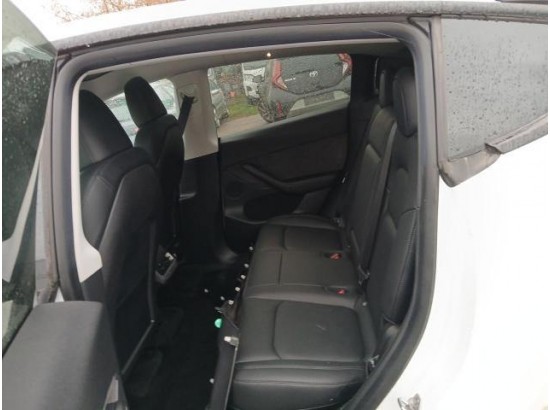 2022 Tesla Model Y Long Range Dual AWD