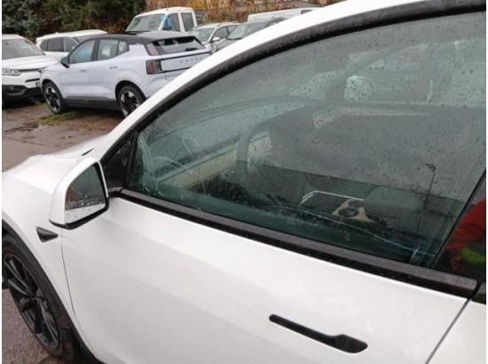 2022 Tesla Model Y Long Range Dual AWD