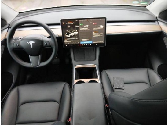 2022 Tesla Model Y Long Range Dual AWD