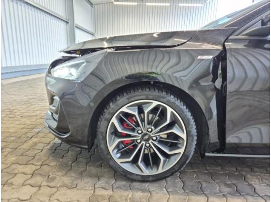 2025 Ford Focus Turnier ST-Line X