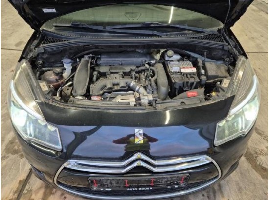 2015 DS Automobiles DS 3