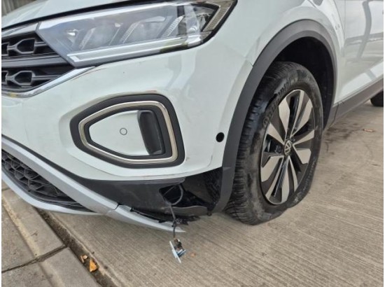 2025 Volkswagen T-Roc Goal