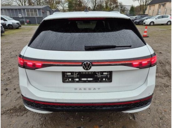 2025 Volkswagen Passat Variant 2.0 TDI 110 kW R-line