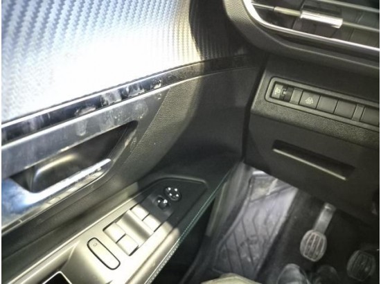 2024 Peugeot 5008 Allure Pack