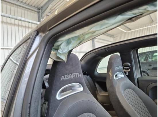 2023 Abarth 500 Cabrio 595C