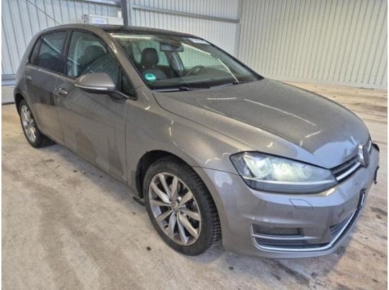 2015 Volkswagen Golf VII Lim. Highline BMT