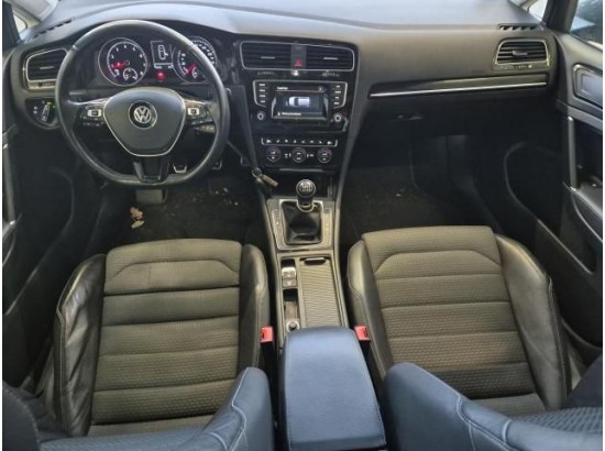 2015 Volkswagen Golf VII Lim. Highline BMT