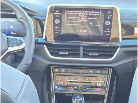 2025 Volkswagen T-Roc Cabriolet R-Line