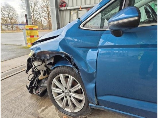 2016 Volkswagen Touran Highline BMT/Start-Stopp