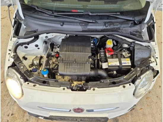 2015 FIAT 500 Lounge