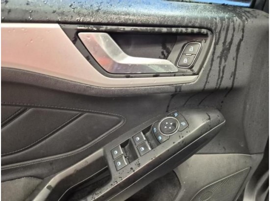 2019 Ford Focus Lim  Cool & Connect