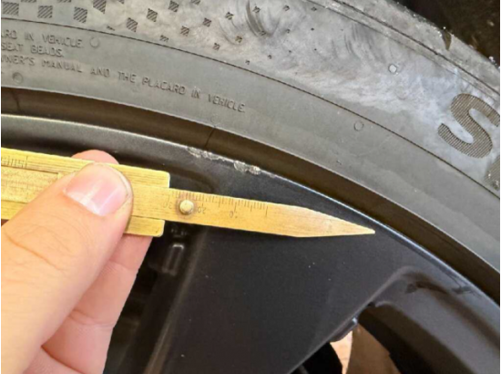 2022 Tesla Model X Tri-Motor Plaid