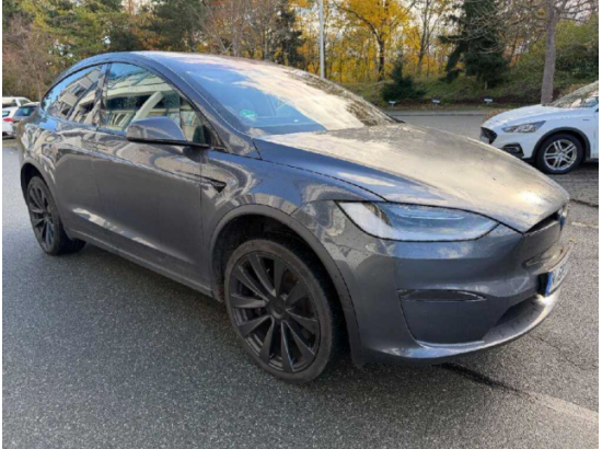 2022 Tesla Model X Tri-Motor Plaid