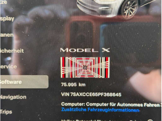 2022 Tesla Model X Tri-Motor Plaid