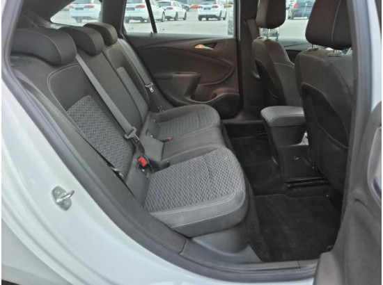 2019 Opel Astra K Sports Tourer Edition