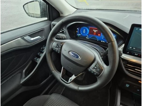 2022 Ford Focus Tunier Titanium