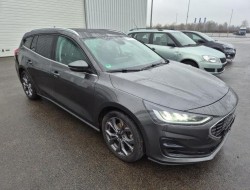 2022 Ford Focus Tunier Titanium