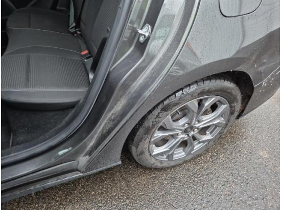 2022 Ford Focus Tunier Titanium