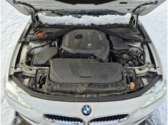 2016 BMW 3er Touring 320i Advantage