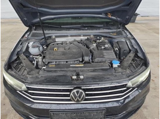 2024 Volkswagen Passat Variant Business