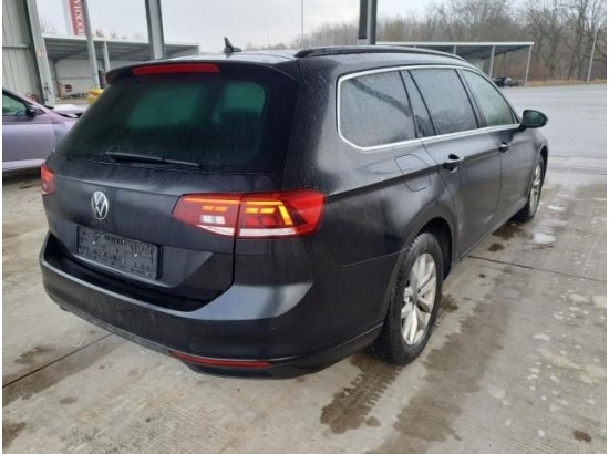 2024 Volkswagen Passat Variant Business