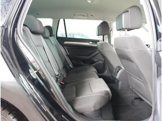 2024 Volkswagen Passat Variant Business