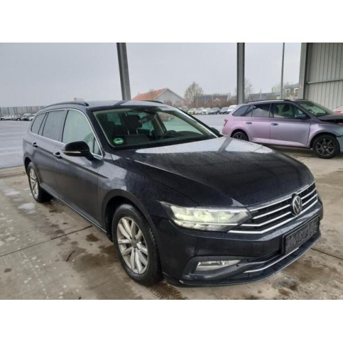 2024 Volkswagen Passat Variant Business