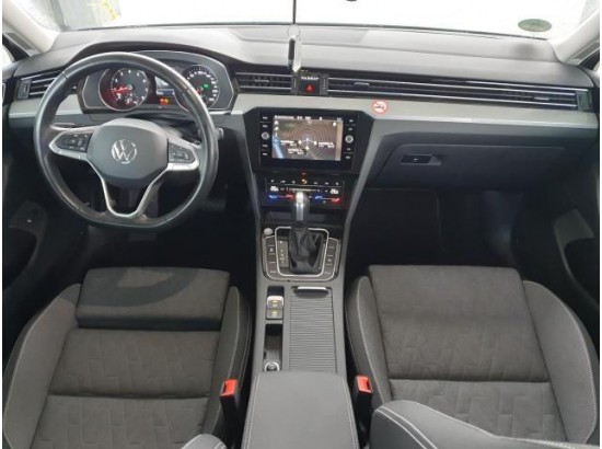 2024 Volkswagen Passat Variant Business