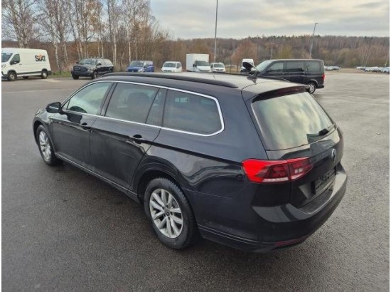 2024 Volkswagen Passat Variant Business