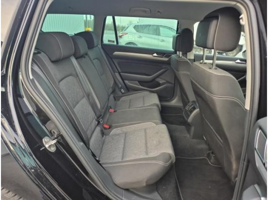 2024 Volkswagen Passat Variant Business