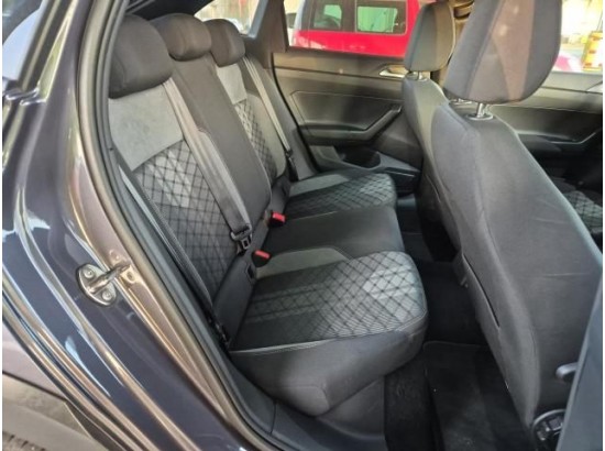 2025 Volkswagen Taigo R-Line