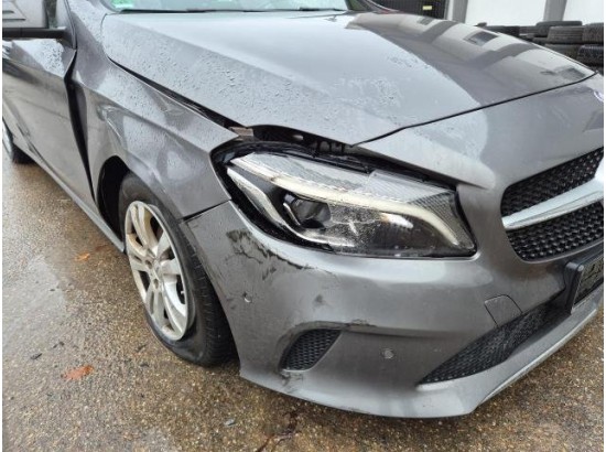 2016 Mercedes-Benz A -Klasse A 180 BlueEfficiency