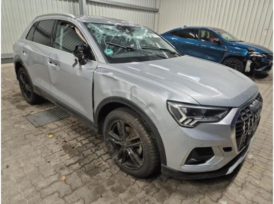 2023 Audi Q3 35 TFSI advanced