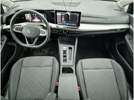 2025 Volkswagen Golf VIII Lim. 1.5 eTSI 110 kW Life