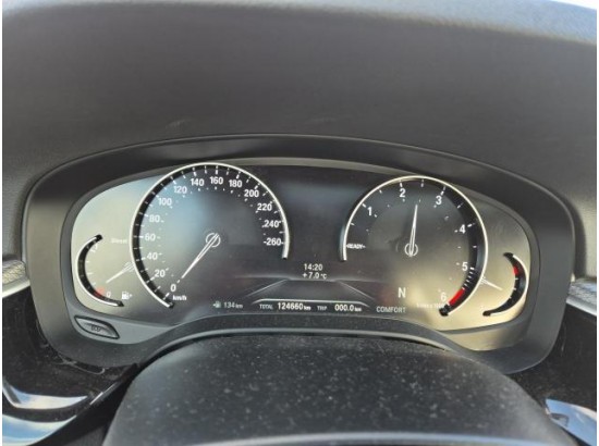 2017 BMW 5er Touring 520 d M Sport