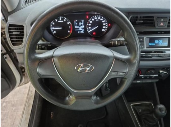 2016 Hyundai i20 blue Classic